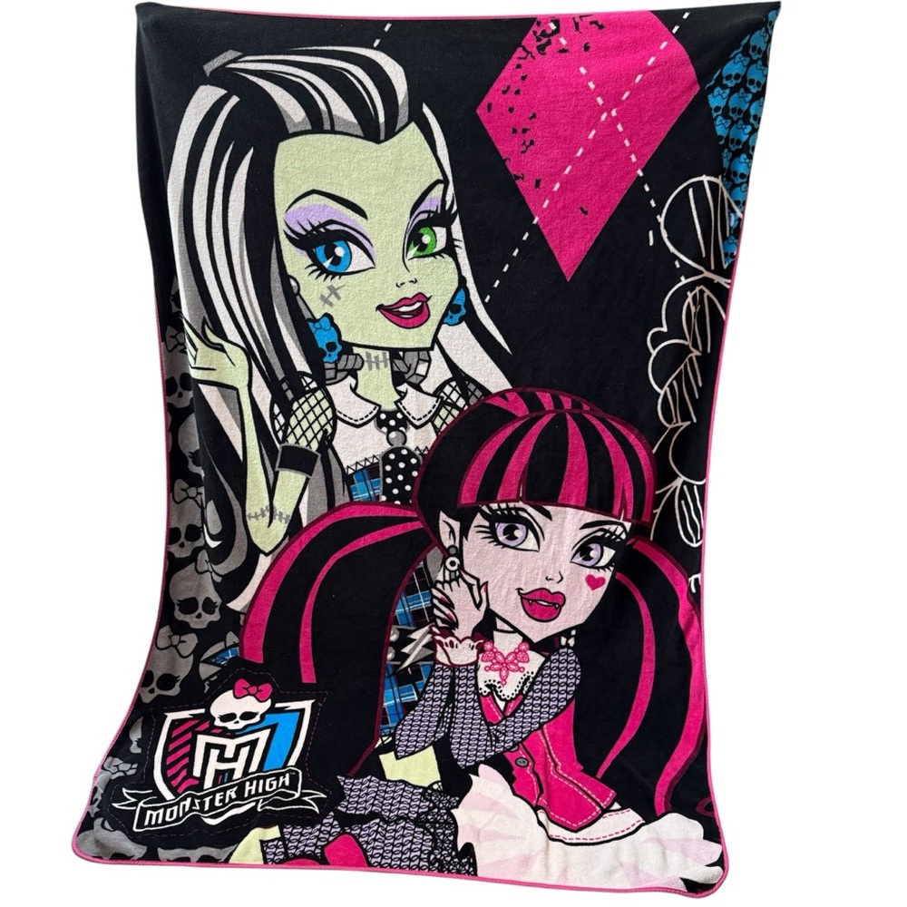 MONSTER HIGH Doll Fleecy Throw Blanket